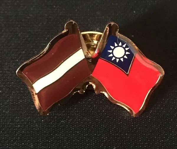 金屬徽章